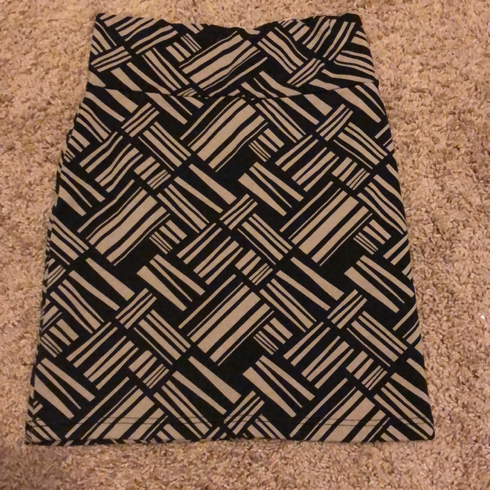 Geometric print skirt